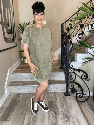 FRENCH TERRY ACID WASH SHORT SLEEVE DRESS WITH POCKETS-Olive