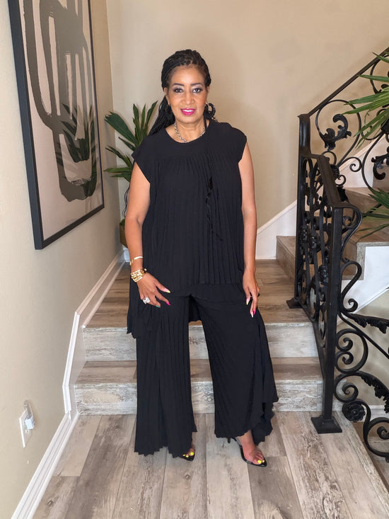 Black Pleated Pants Set